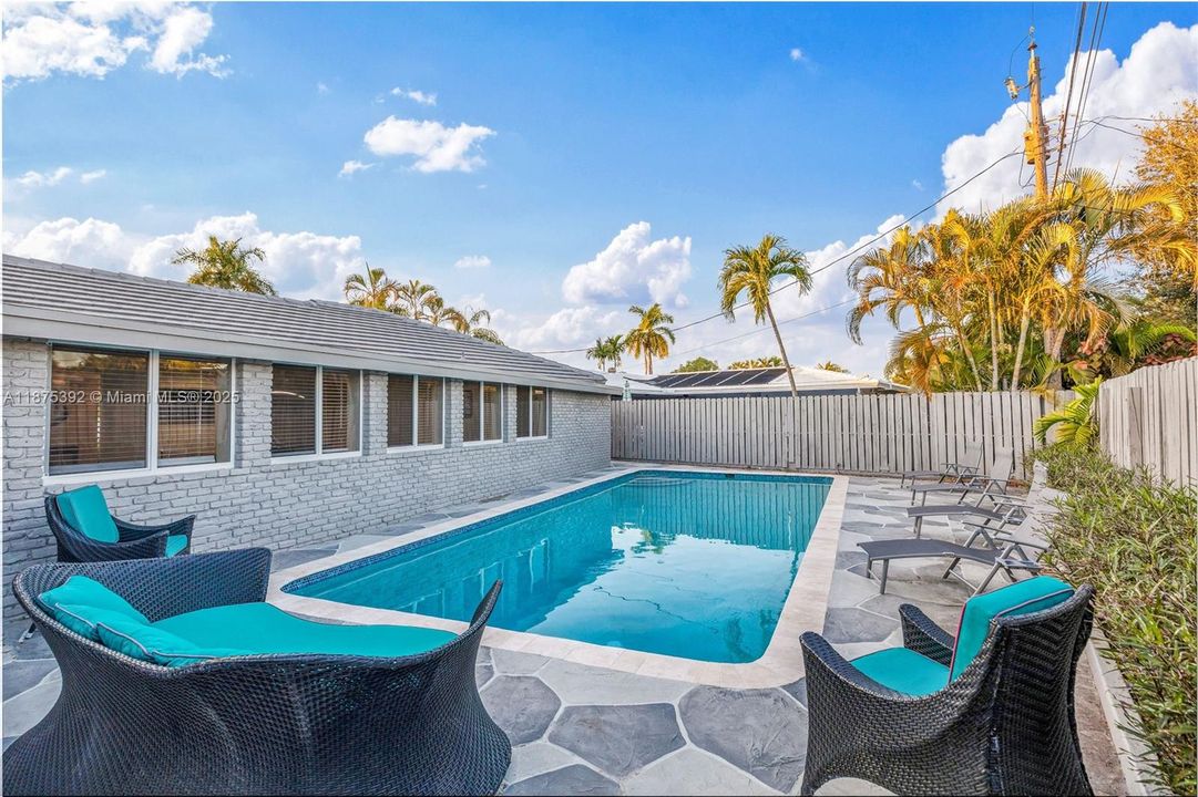 For Rent: $8,000 (4 beds, 3 baths, 2262 Square Feet)