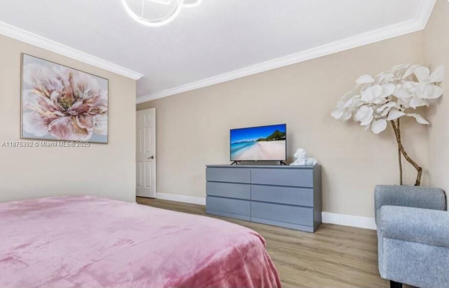 For Rent: $8,000 (4 beds, 3 baths, 2262 Square Feet)