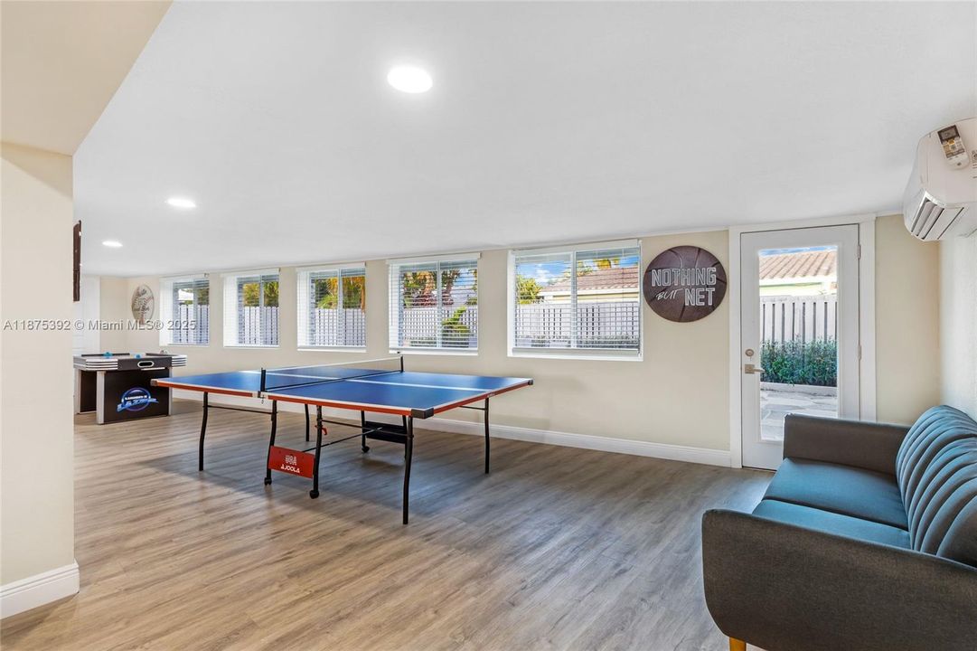 For Rent: $8,000 (4 beds, 3 baths, 2262 Square Feet)