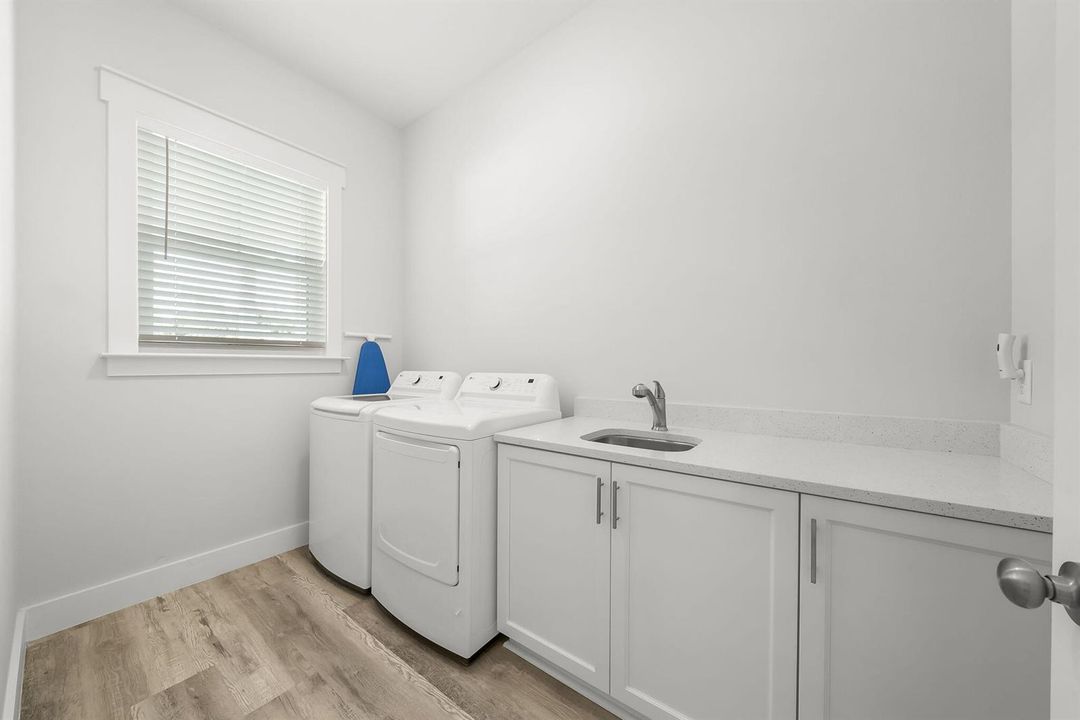 16-web-or-mls-19914 Front Beach Rd-16