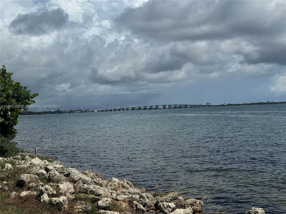 На продажу: $380,000 (1 спален, 1 ванн, 726 Квадратных фут)