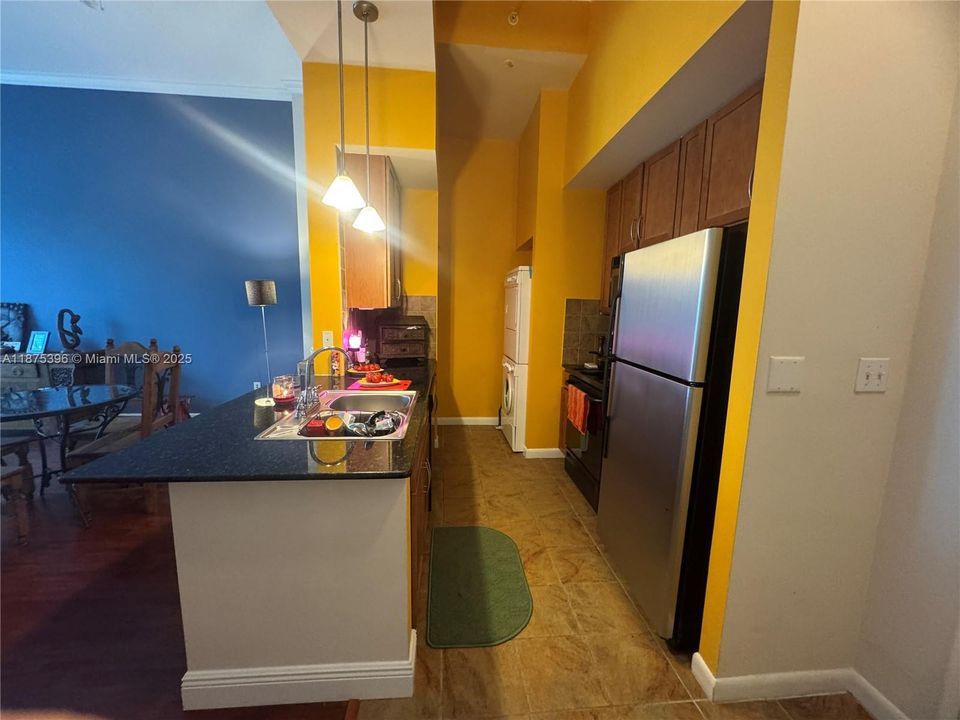 На продажу: $380,000 (1 спален, 1 ванн, 726 Квадратных фут)