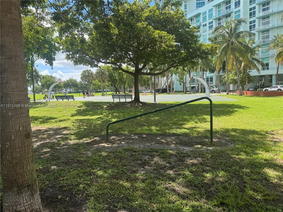 На продажу: $380,000 (1 спален, 1 ванн, 726 Квадратных фут)