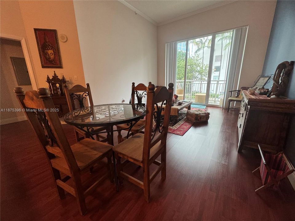 На продажу: $380,000 (1 спален, 1 ванн, 726 Квадратных фут)