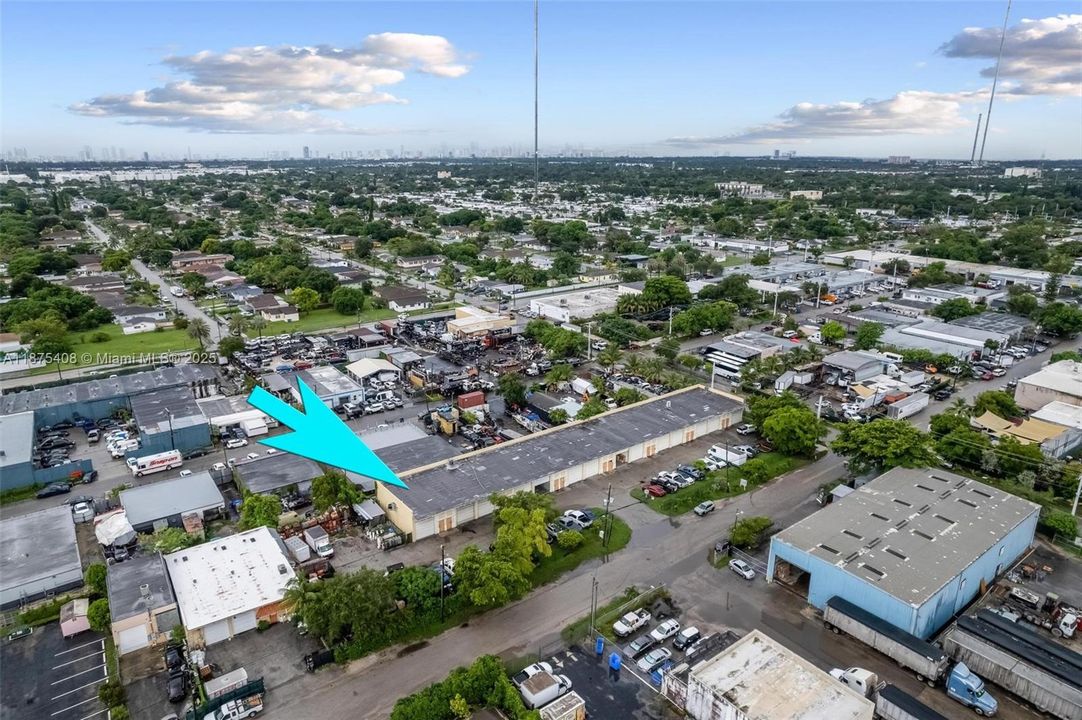 最近售出: $250,000 (0 贝兹, 0 浴室, 0 平方英尺)