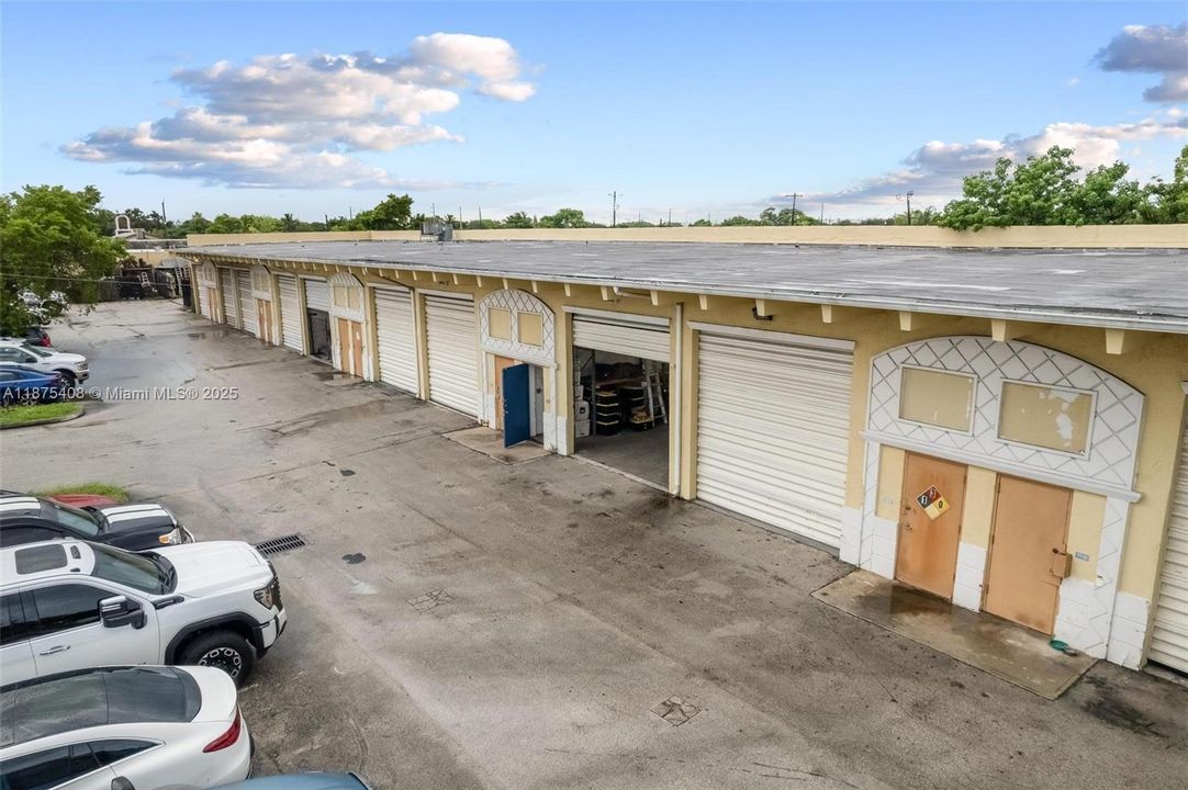 最近售出: $250,000 (0 贝兹, 0 浴室, 0 平方英尺)