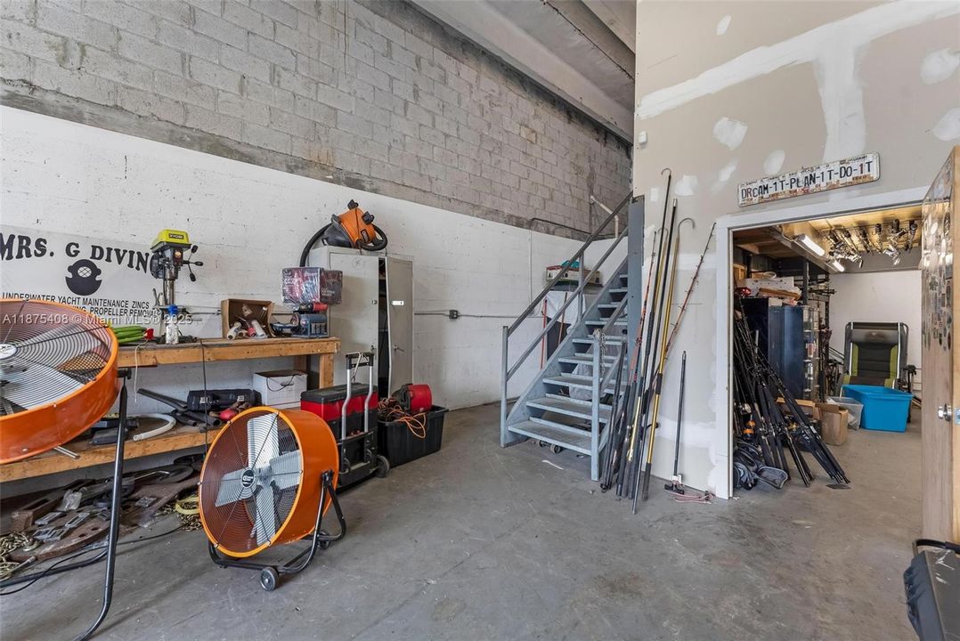 最近售出: $250,000 (0 贝兹, 0 浴室, 0 平方英尺)