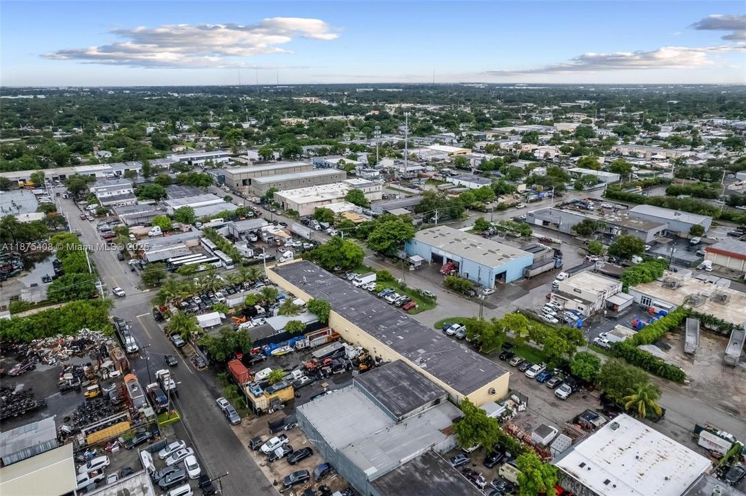 最近售出: $250,000 (0 贝兹, 0 浴室, 0 平方英尺)