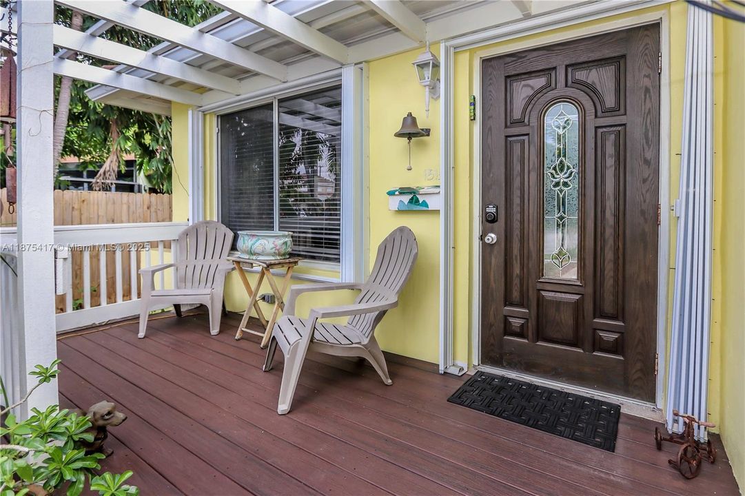 Activo con contrato: $599,999 (2 camas, 1 baños, 1368 Pies cuadrados)