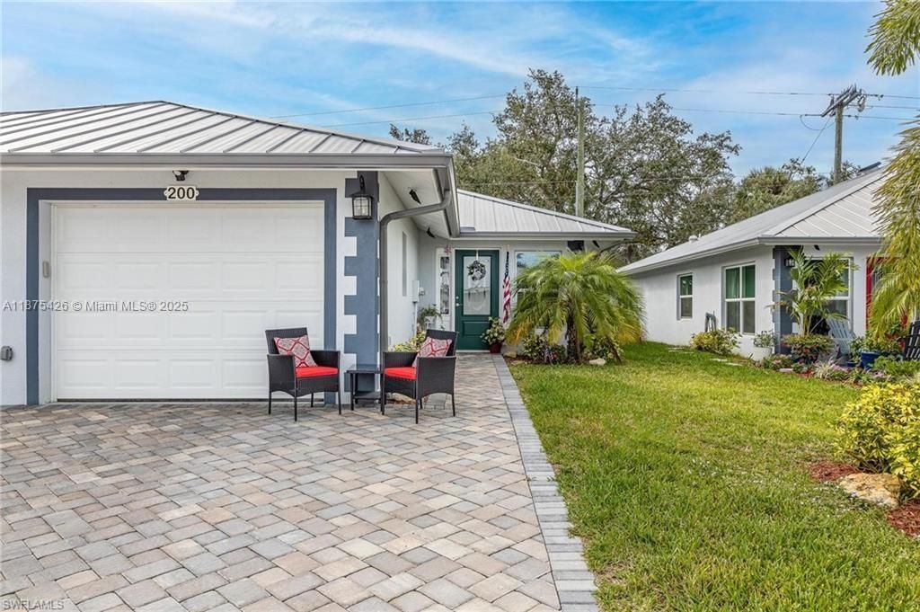 200 VILLAGE CIR #21LABELLE, FL 33935