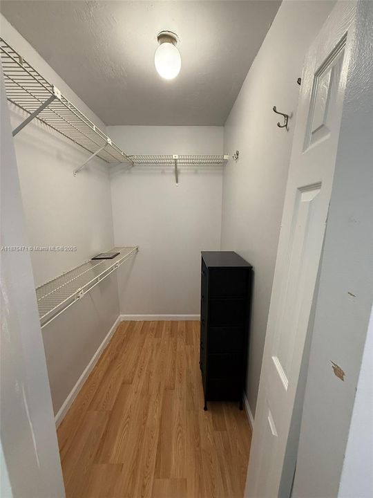 Recientemente alquilado: $900 (1 camas, 1 baños, 1765 Pies cuadrados)