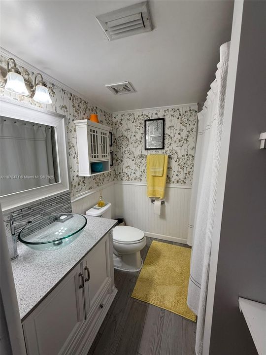 Recientemente alquilado: $900 (1 camas, 1 baños, 1765 Pies cuadrados)