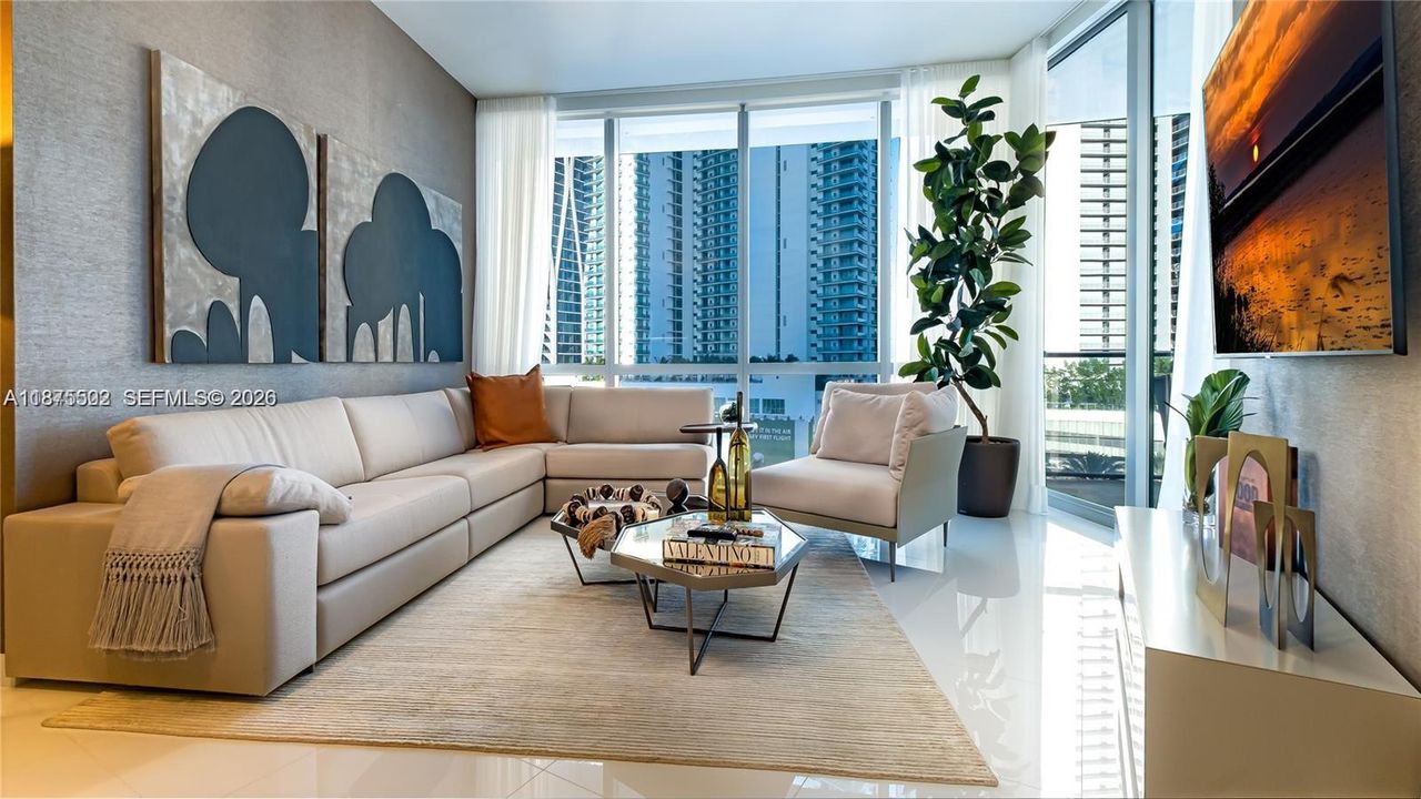 For Sale: $1,150,000 (2 beds, 3 baths, 1552 Square Feet)