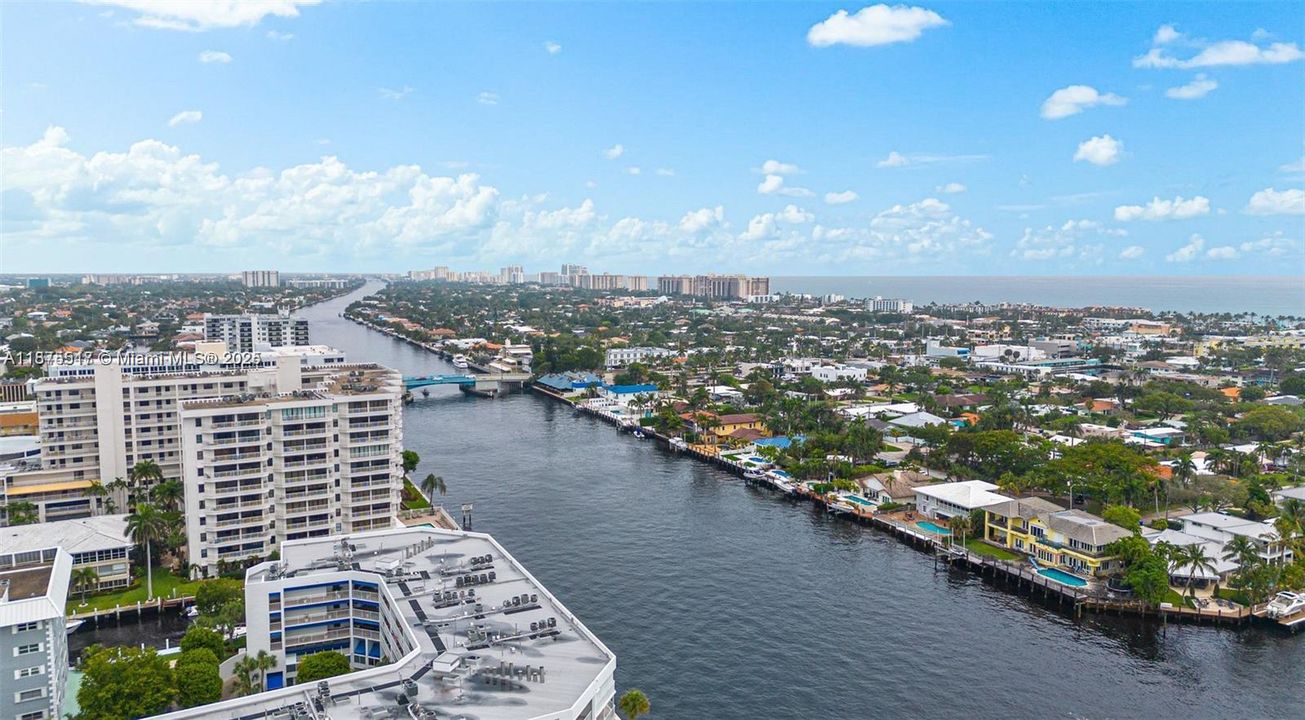 Active With Contract: $699,000 (2 beds, 2 baths, 1970 Square Feet)