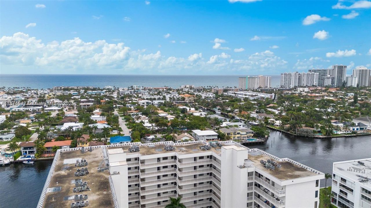 Active With Contract: $699,000 (2 beds, 2 baths, 1970 Square Feet)