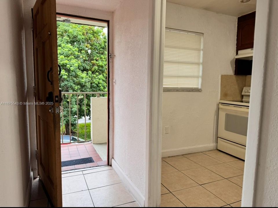 Недавно арендовано: $1,700 (2 спален, 2 ванн, 931 Квадратных фут)