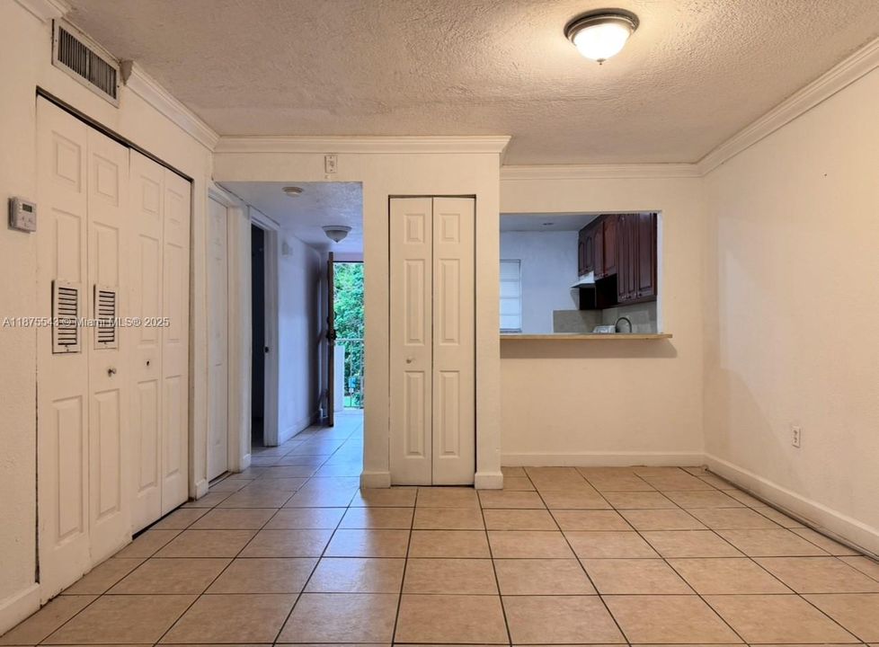 Недавно арендовано: $1,700 (2 спален, 2 ванн, 931 Квадратных фут)