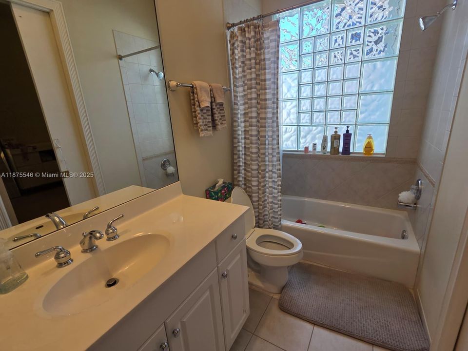 For Rent: $14,000 (4 beds, 2 baths, 2866 Square Feet)