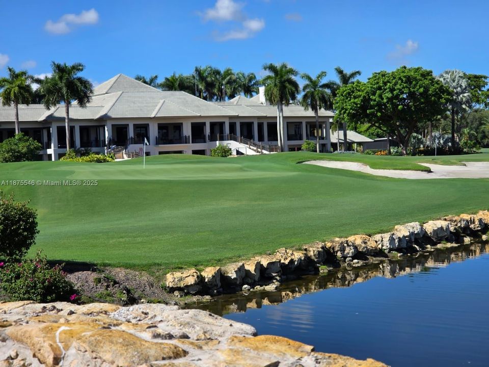 For Rent: $14,000 (4 beds, 2 baths, 2866 Square Feet)