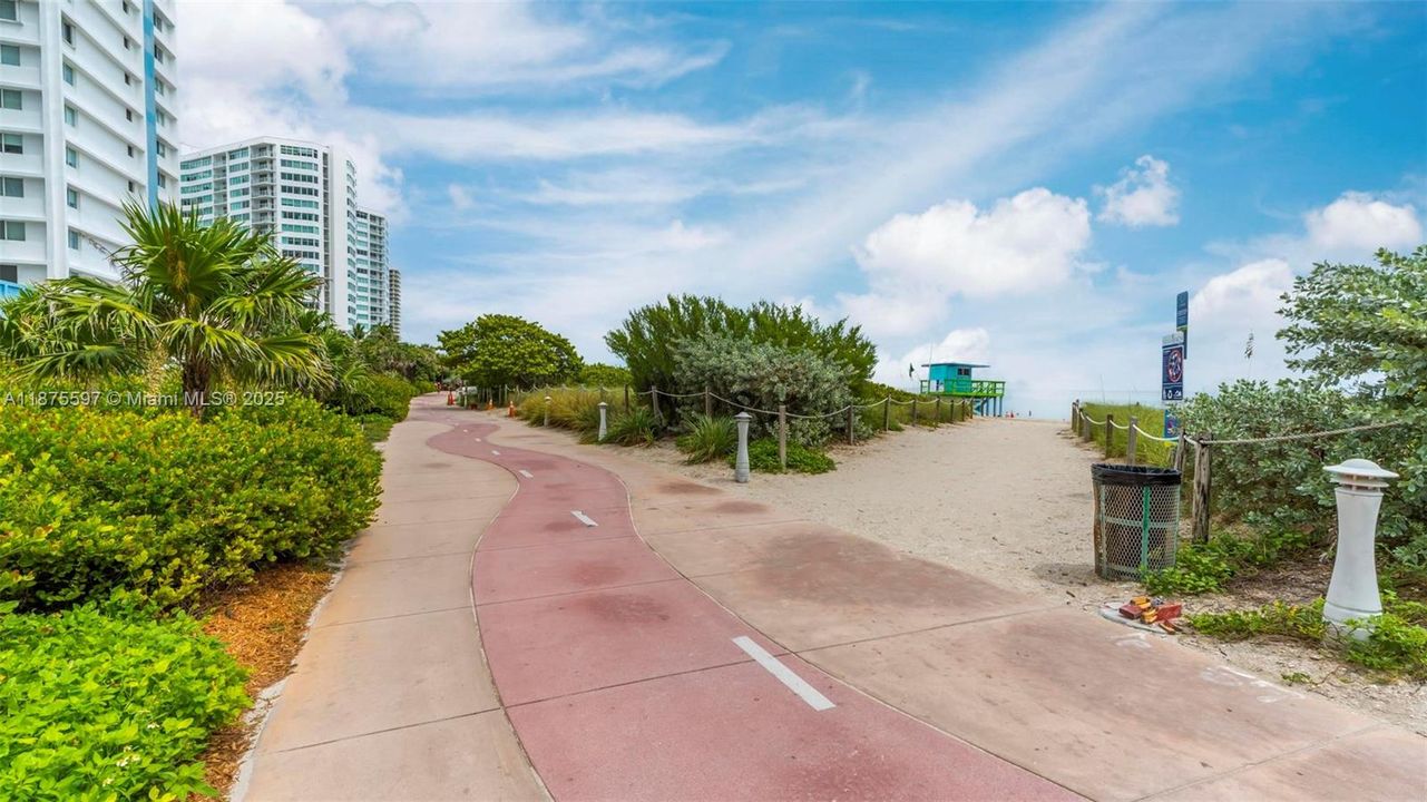 Recently Sold: $493,000 (1 beds, 1 baths, 812 Square Feet)