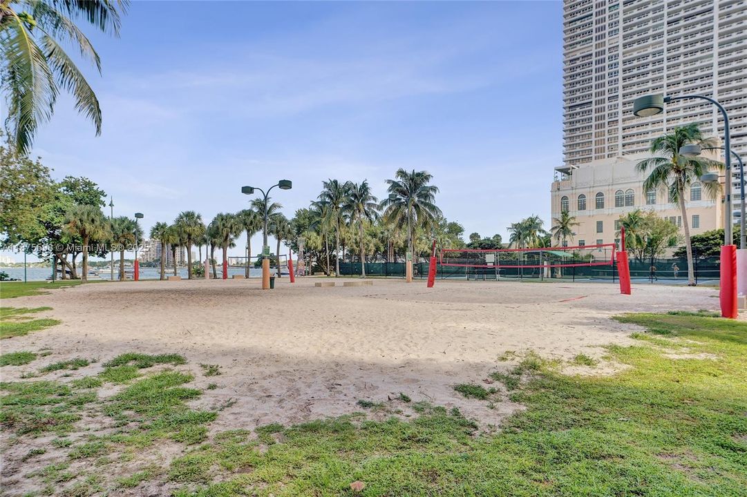 En Venta: $410,000 (1 camas, 1 baños, 780 Pies cuadrados)