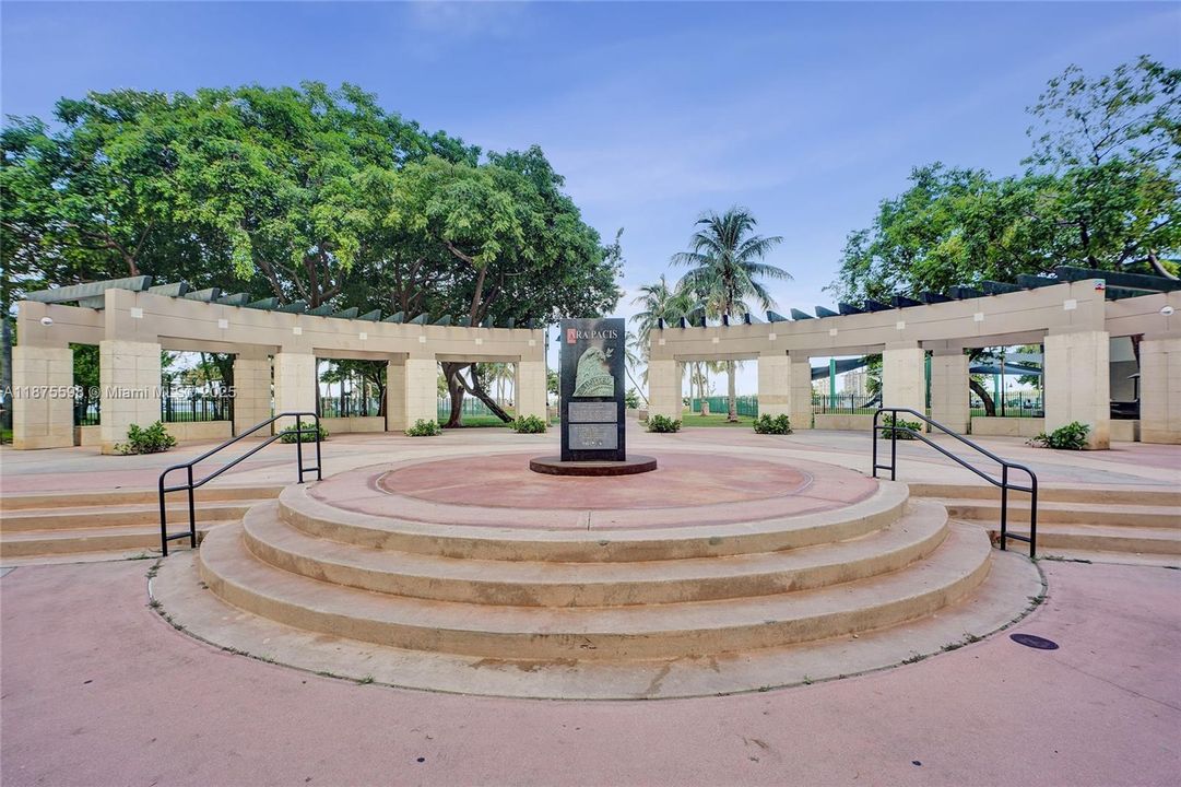 En Venta: $410,000 (1 camas, 1 baños, 780 Pies cuadrados)