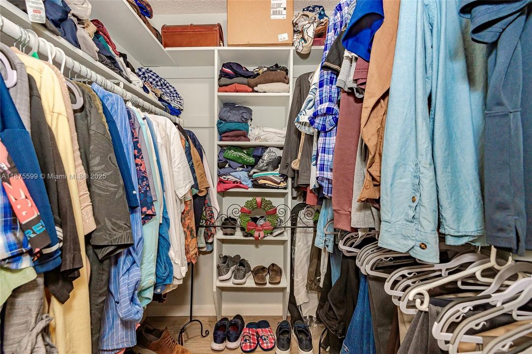 Недавно продано: $625,000 (3 спален, 2 ванн, 1543 Квадратных фут)