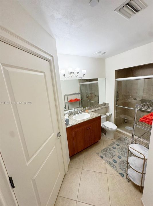 待售: $495,000 (2 贝兹, 2 浴室, 1290 平方英尺)