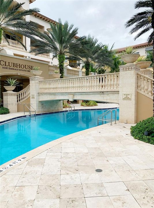 待售: $495,000 (2 贝兹, 2 浴室, 1290 平方英尺)