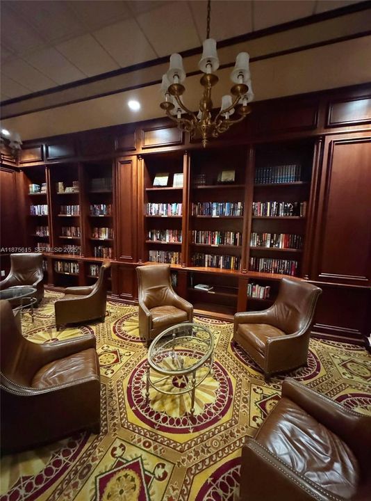 待售: $495,000 (2 贝兹, 2 浴室, 1290 平方英尺)