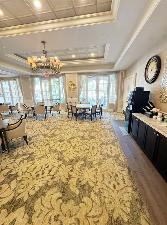 待售: $495,000 (2 贝兹, 2 浴室, 1290 平方英尺)