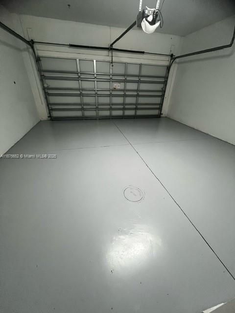 Active With Contract: $2,650 (2 beds, 2 baths, 1225 Square Feet)