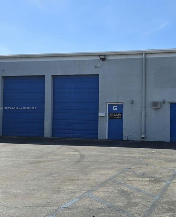 Недавно арендовано: $2,400 (0 спален, 0 ванн, 0 Квадратных фут)