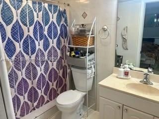 Под контрактом: $200,000 (2 спален, 2 ванн, 985 Квадратных фут)