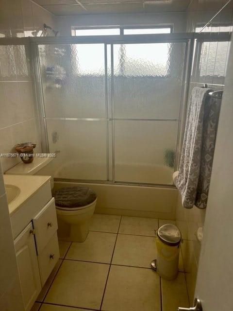 Под контрактом: $200,000 (2 спален, 2 ванн, 985 Квадратных фут)