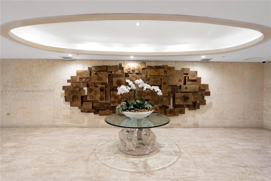 For Sale: $989,000 (1 beds, 1 baths, 1133 Square Feet)