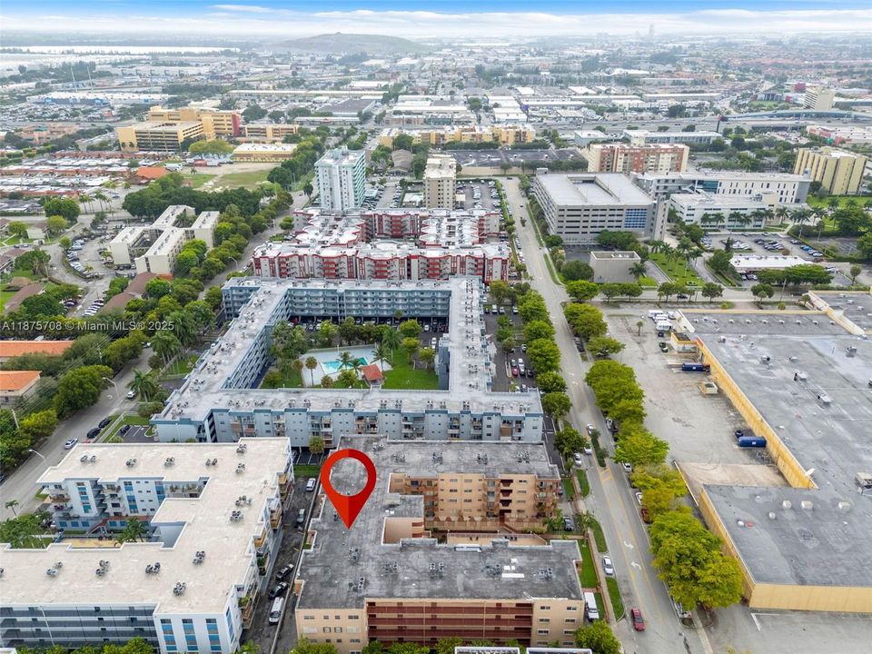 Activo con contrato: $242,900 (2 camas, 2 baños, 1000 Pies cuadrados)