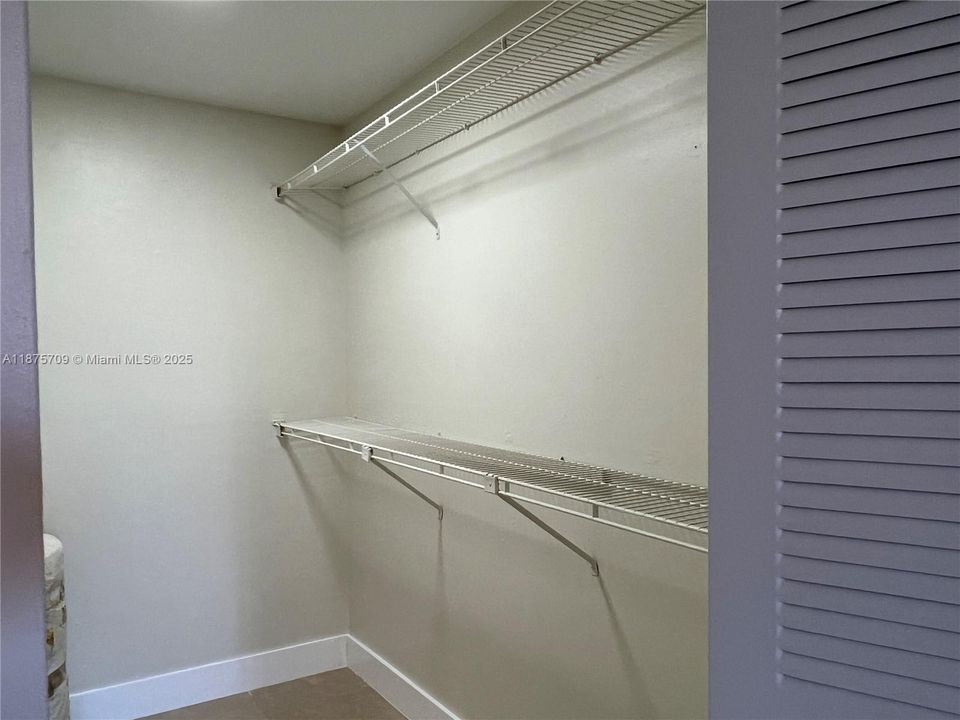 Activo con contrato: $314,900 (2 camas, 2 baños, 992 Pies cuadrados)