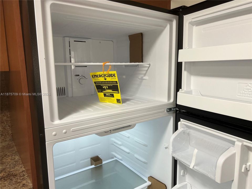 Activo con contrato: $314,900 (2 camas, 2 baños, 992 Pies cuadrados)