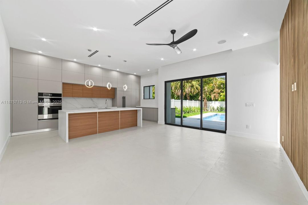 Recently Rented: $8,750 (3 beds, 3 baths, 2330 Square Feet)