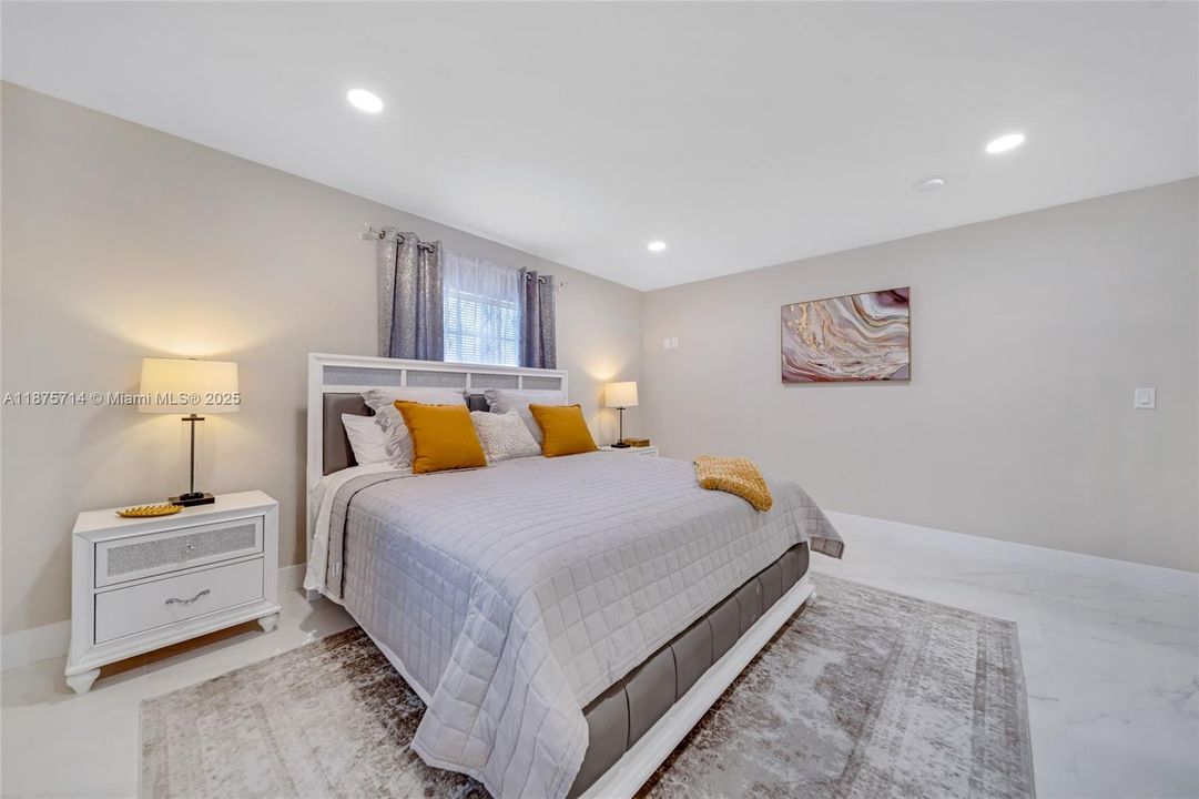 For Rent: $9,000 (4 beds, 3 baths, 2770 Square Feet)