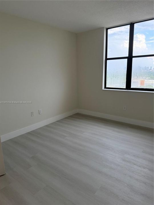 For Sale: $530,000 (2 beds, 2 baths, 1084 Square Feet)