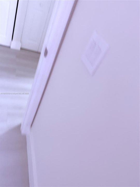 For Sale: $530,000 (2 beds, 2 baths, 1084 Square Feet)