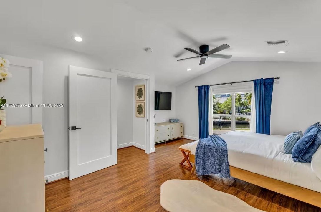 En Renta: $14,000 (4 camas, 2 baños, 3570 Pies cuadrados)