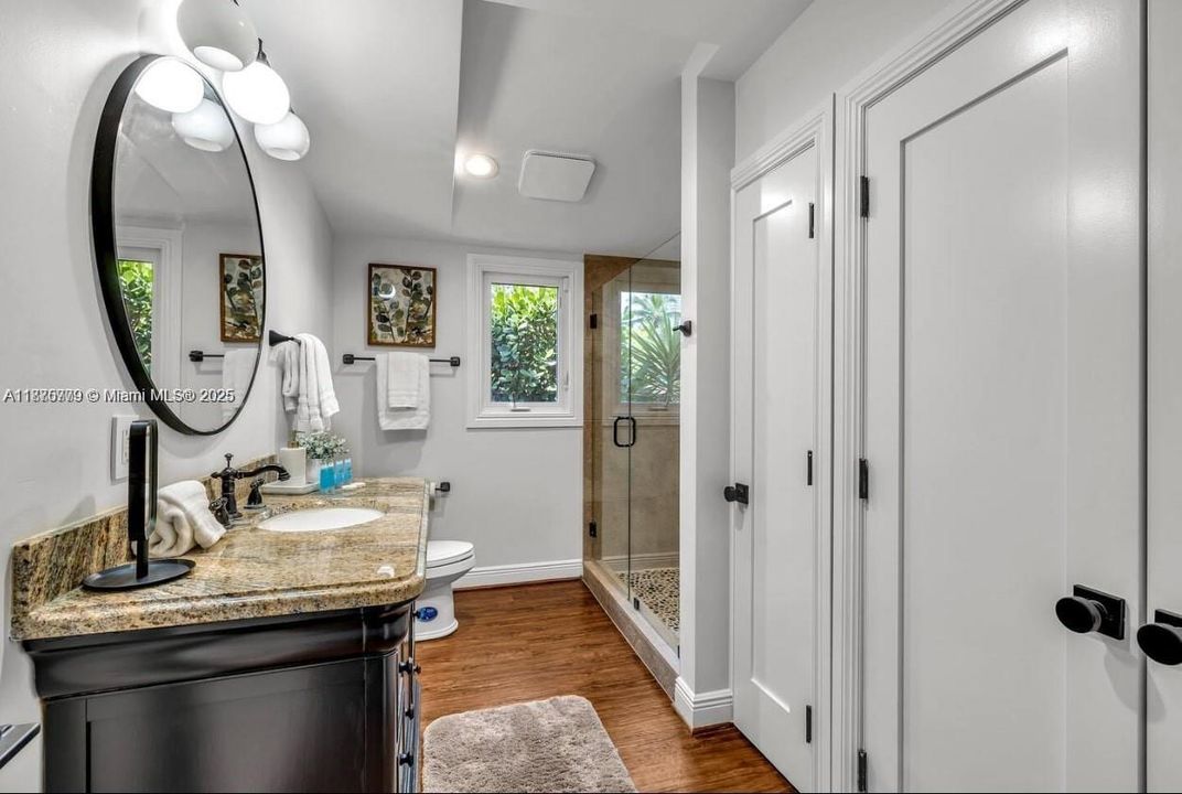 En Renta: $14,000 (4 camas, 2 baños, 3570 Pies cuadrados)