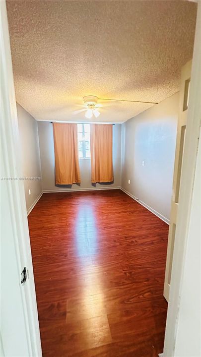 En Venta: $185,000 (2 camas, 2 baños, 1080 Pies cuadrados)