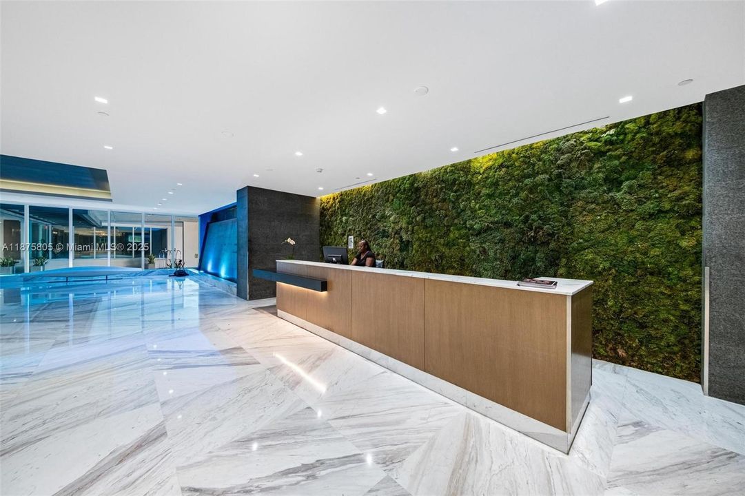 For Sale: $1,129,000 (3 beds, 3 baths, 1553 Square Feet)