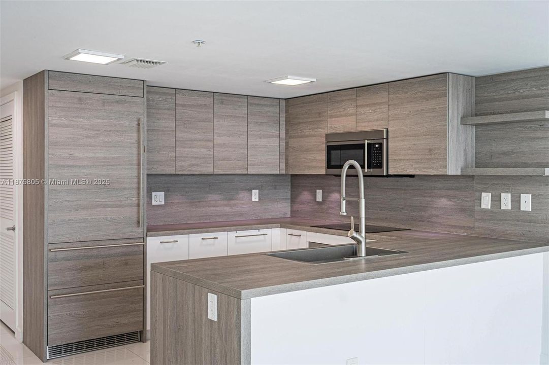 Master Walking Closet