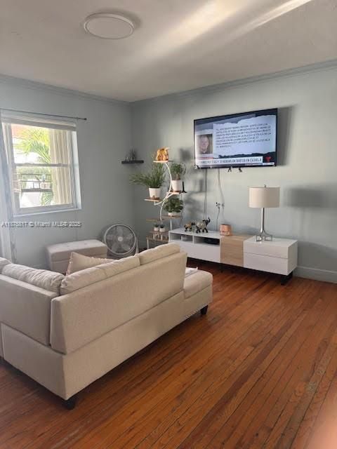 En Venta: $249,000 (2 camas, 1 baños, 899 Pies cuadrados)