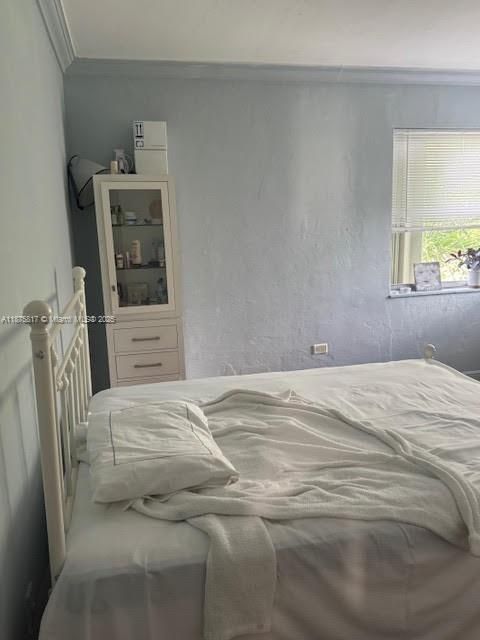 En Venta: $249,000 (2 camas, 1 baños, 899 Pies cuadrados)